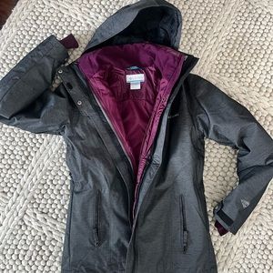 Columbia 3-in-1 coat. Size small